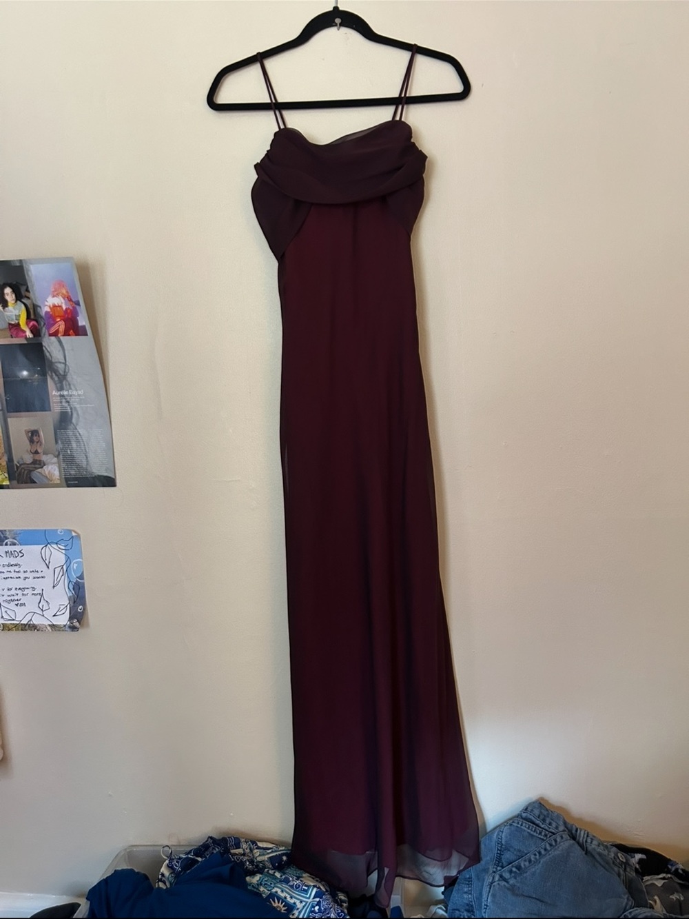 Elegant Women's Burgundy Layered Spaghetti Strap Evening Dress